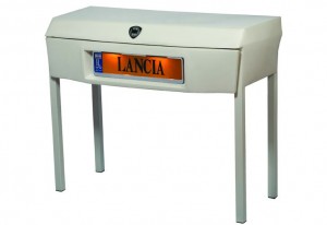 Ronen_Tinman_Lancia_Halltable